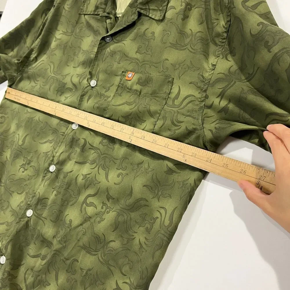 Y2K Quiksilver Button Up Shirt Flames Fire Hawaii Abstract Made in USA Sz XL - Picture 7 of 8
